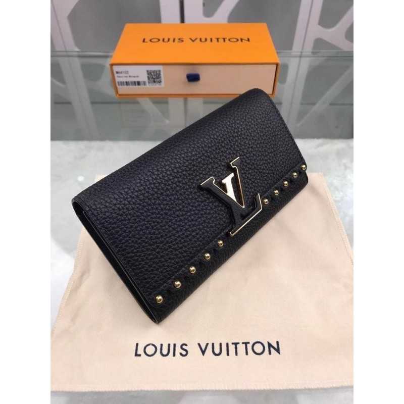 Capucines Taurillon Chain Wallet