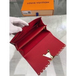 Capucines Taurillon Chain Wallet